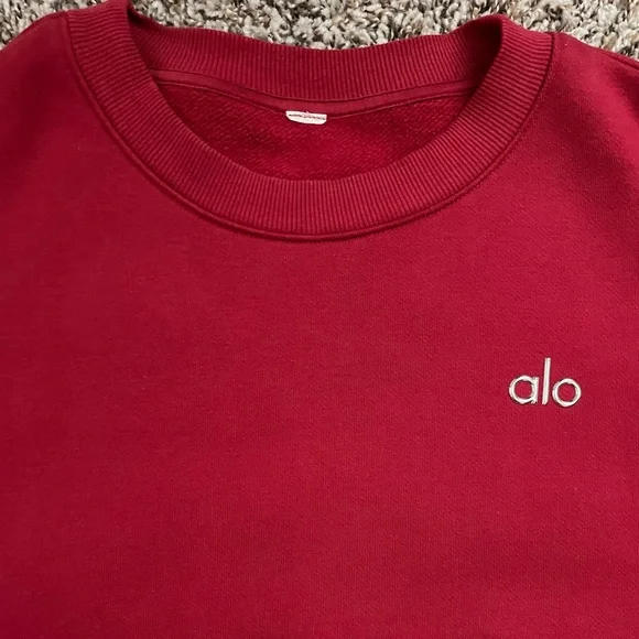 Alo Accolade Sweatshirt - Picture 5 of 5